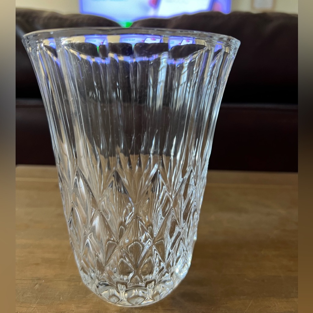 Val St Lambert vase signed and is in perfect condition. 6 1/4”tall 4 1/4” across